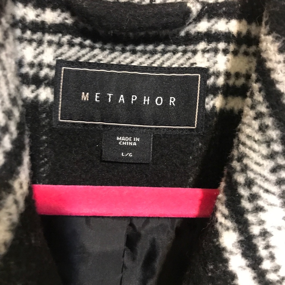 Coat - Picture 2 of 3